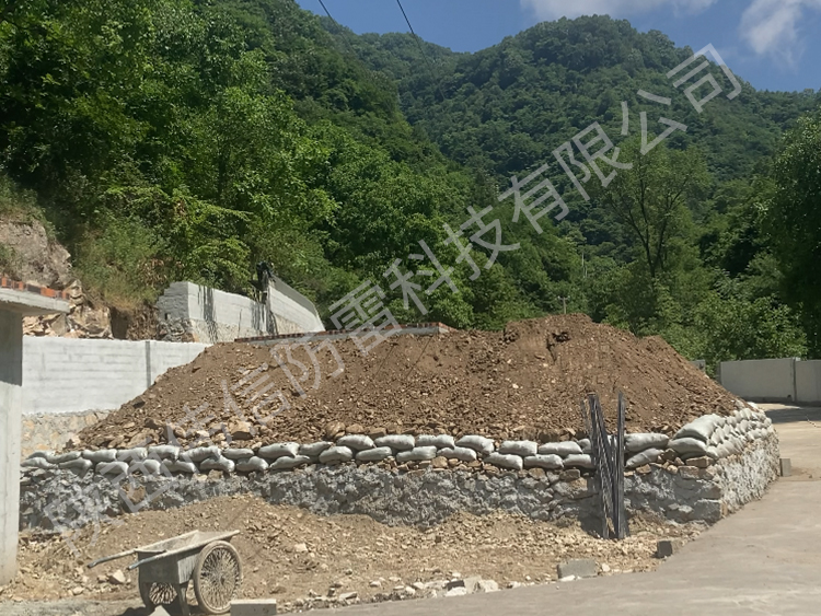 柞水龍?zhí)洞逭ㄋ帋?kù)防雷工程施工二