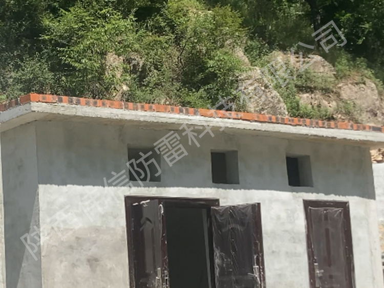 柞水龍?zhí)洞逭ㄋ帋?kù)防雷工程施工三